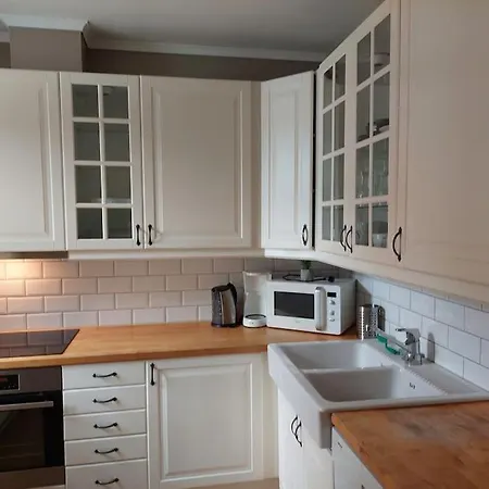 Super Leilighet Med Peis, Gaavstand Til Byen Apartment Trondheim
